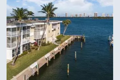 100 Doolen Court #313, North Palm Beach, FL 33408 - Photo 1