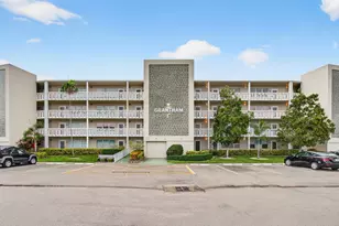 386 Grantham F, Deerfield Beach, FL 33442 - Photo 3