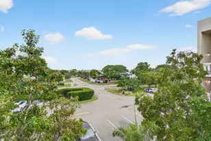 386 Grantham F, Deerfield Beach, FL 33442 - Photo 7