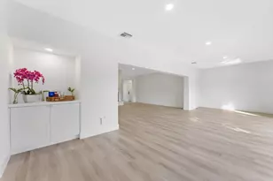 872 Lilac Dr, Boca Raton, FL 33487 - Photo 19