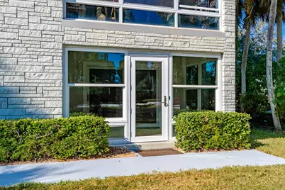 2333 Indian River Boulevard #108, Vero Beach, FL 32960 - Photo 21