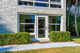 2333 Indian River Blvd, Vero Beach, FL 32960 - Photo 21