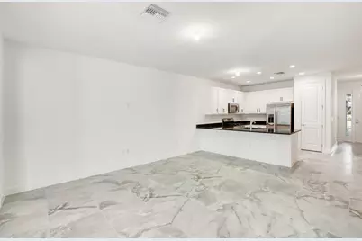 13422 SW Brightside Way, Port Saint Lucie, FL 34987 - Photo 11