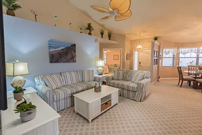 413 SW Jefferson Circle, Port Saint Lucie, FL 34986 - Photo 3