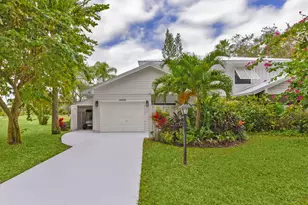 12698 SE Cascades Ct, Hobe Sound, FL 33455 - Photo 1