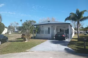 12 Universidad Ln, Port Saint Lucie, FL 34952 - Photo 7