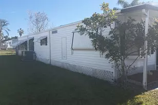 12 Universidad Ln, Port Saint Lucie, FL 34952 - Photo 3