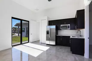 4689 SW Tacoma St, Port Saint Lucie, FL 34953 - Photo 35