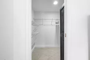 11863 Wimbledon Circle, Wellington, FL 33414 - Photo 17