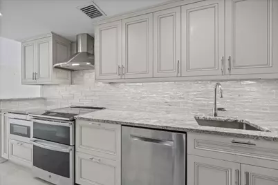 2760 S Ocean Boulevard #517, Palm Beach, FL 33480 - Photo 3