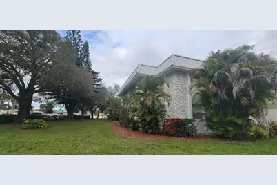 2302 Sunrise Boulevard #1-103, Fort Pierce, FL 34982 - Photo 23