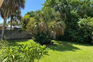 956 Tulip Ln, Vero Beach, FL 32963 - Photo 39