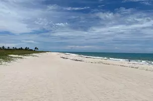 956 Tulip Ln, Vero Beach, FL 32963 - Photo 49