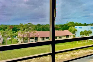 7770 Tahiti Ln, Lake Worth, FL 33467 - Photo 5