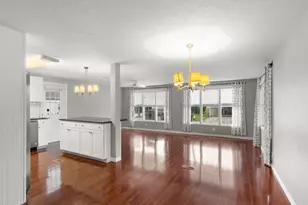 395 NE Jade Cir, Jensen Beach, FL 34957 - Photo 13