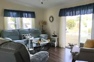 11 SE Hidalgo Ln, Port Saint Lucie, FL 34952 - Photo 5