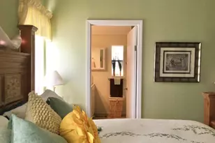 11 SE Hidalgo Ln, Port Saint Lucie, FL 34952 - Photo 13