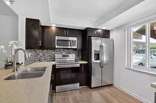 9220 SW 3rd St, Boca Raton, FL 33428 - Photo 1