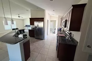 801 Desmoines Pl, Poinciana, FL 34759 - Photo 11