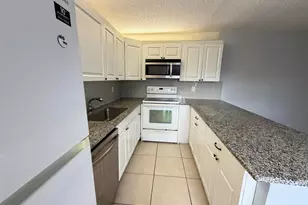 731 Springdale Cir, Lake Worth Beach, FL 33461 - Photo 17