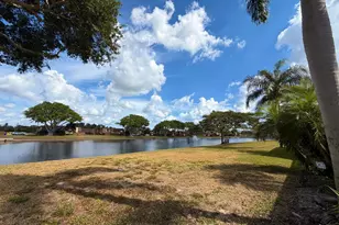 731 Springdale Cir, Lake Worth Beach, FL 33461 - Photo 9