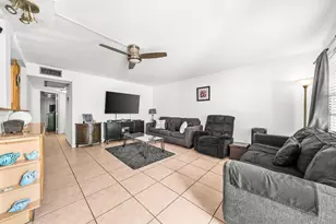 187 Wellington K, West Palm Beach, FL 33417 - Photo 9