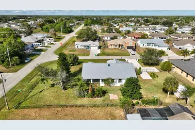 184 SW Uneeda Place, Port Saint Lucie, FL 34953 - Photo 45