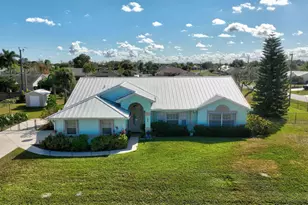 184 SW Uneeda Pl, Port Saint Lucie, FL 34953 - Photo 39