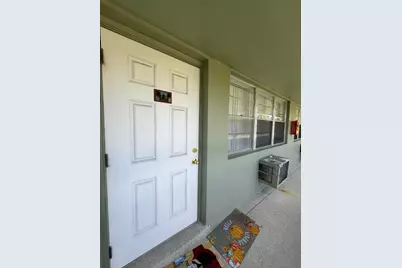 70 Easthampton C, West Palm Beach, FL 33417 - Photo 1