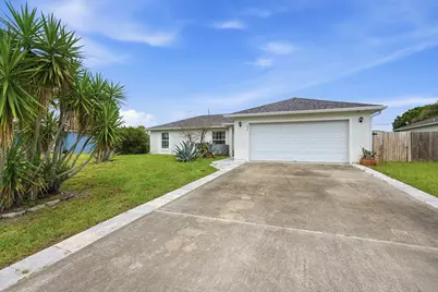 7856 101st Avenue, Vero Beach, FL 32967 - Photo 3