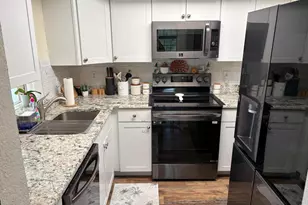 1506 SE Royal Green Cir, Port Saint Lucie, FL 34952 - Photo 7