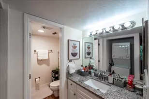 1506 SE Royal Green Cir, Port Saint Lucie, FL 34952 - Photo 21