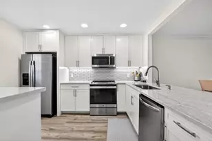 250 John F Kennedy Dr, Atlantis, FL 33462 - Photo 9