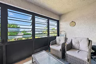 1271 SE Parkview Pl, Stuart, FL 34994 - Photo 11