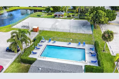 1271 SE Parkview Place #H11, Stuart, FL 34994 - Photo 1