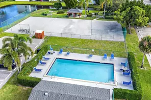 1271 SE Parkview Pl, Stuart, FL 34994 - Photo 1