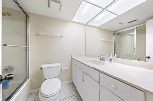 1271 SE Parkview Pl, Stuart, FL 34994 - Photo 13