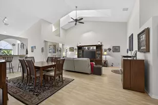 602 Sabal Palm Ln, Palm Beach Gardens, FL 33418 - Photo 11