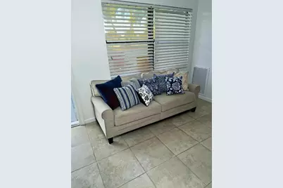 916 W Drew Street, Lantana, FL 33462 - Photo 5