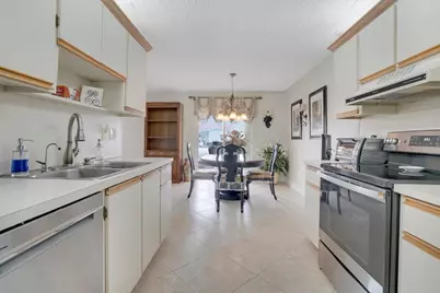 5449 Janice Lane, West Palm Beach, FL 33417 - Photo 13