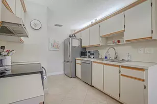 5449 Janice Ln, West Palm Beach, FL 33417 - Photo 11