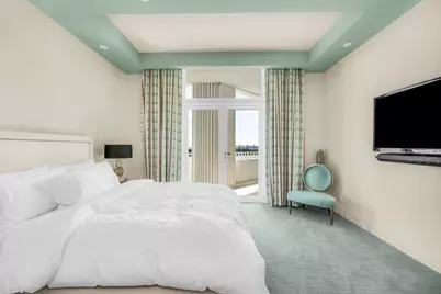 300 SE 5th Avenue #8140, Boca Raton, FL 33432 - Photo 23