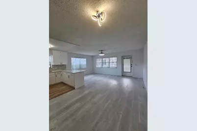 105 Windsor E #105, West Palm Beach, FL 33417 - Photo 3