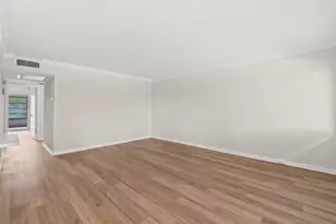 3024 Oakridge D, Deerfield Beach, FL 33442 - Photo 9