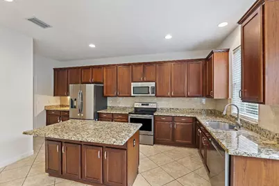 5903 SE Crooked Oak Avenue, Hobe Sound, FL 33455 - Photo 9