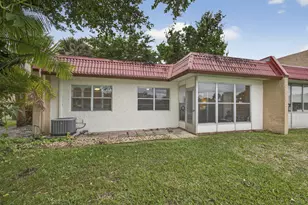 419 Lake Dora Dr, West Palm Beach, FL 33411 - Photo 39