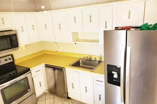 2811 Somerset Dr, Fort Lauderdale, FL 33311 - Photo 7