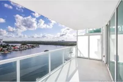 400 Sunny Isles Boulevard #1022, Sunny Isles Beach, FL 33160 - Photo 5