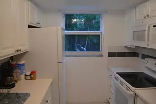 658 NE 6th Ct E, Boynton Beach, FL 33435 - Photo 17