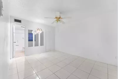 117 Lake Dora Drive, West Palm Beach, FL 33411 - Photo 9